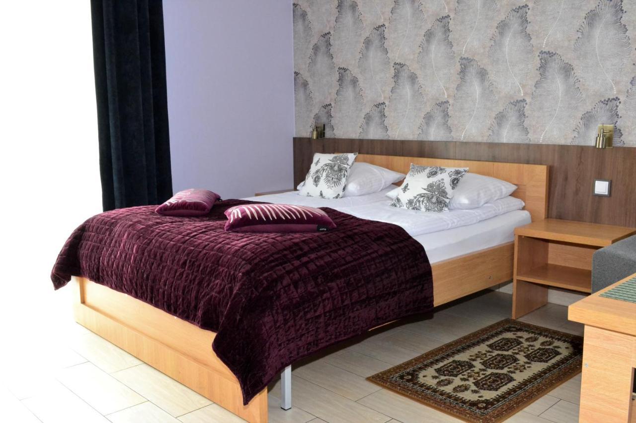 Comfort-24 Plus Słupca Dış mekan fotoğraf